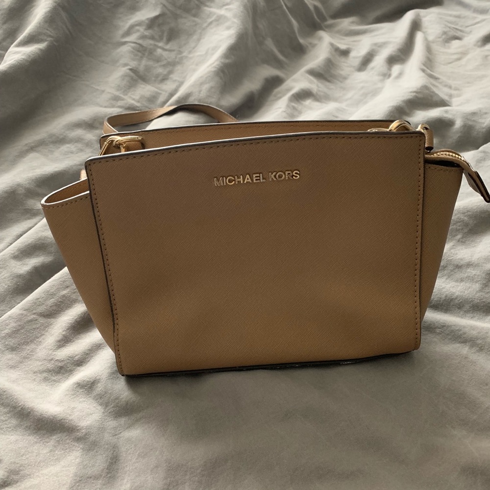 Michael Kors crossbody